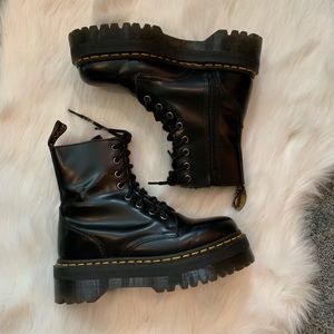 Dr. Martens Black Jadon Boot! SZ 7!